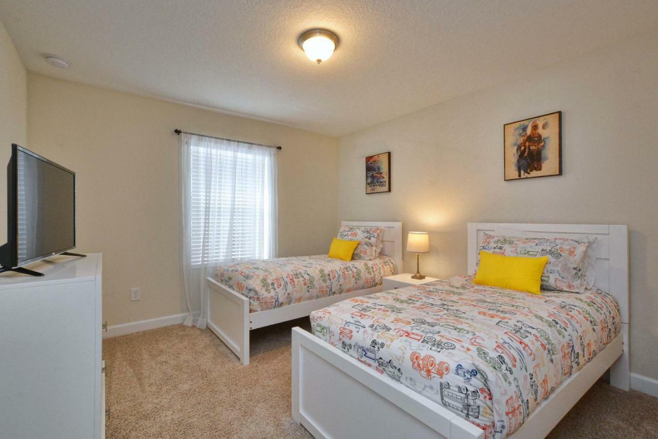 I - New 4 Bedroom Home - 5 Miles To Disney - Free Water Park - Private Pool Киссимми Экстерьер фото